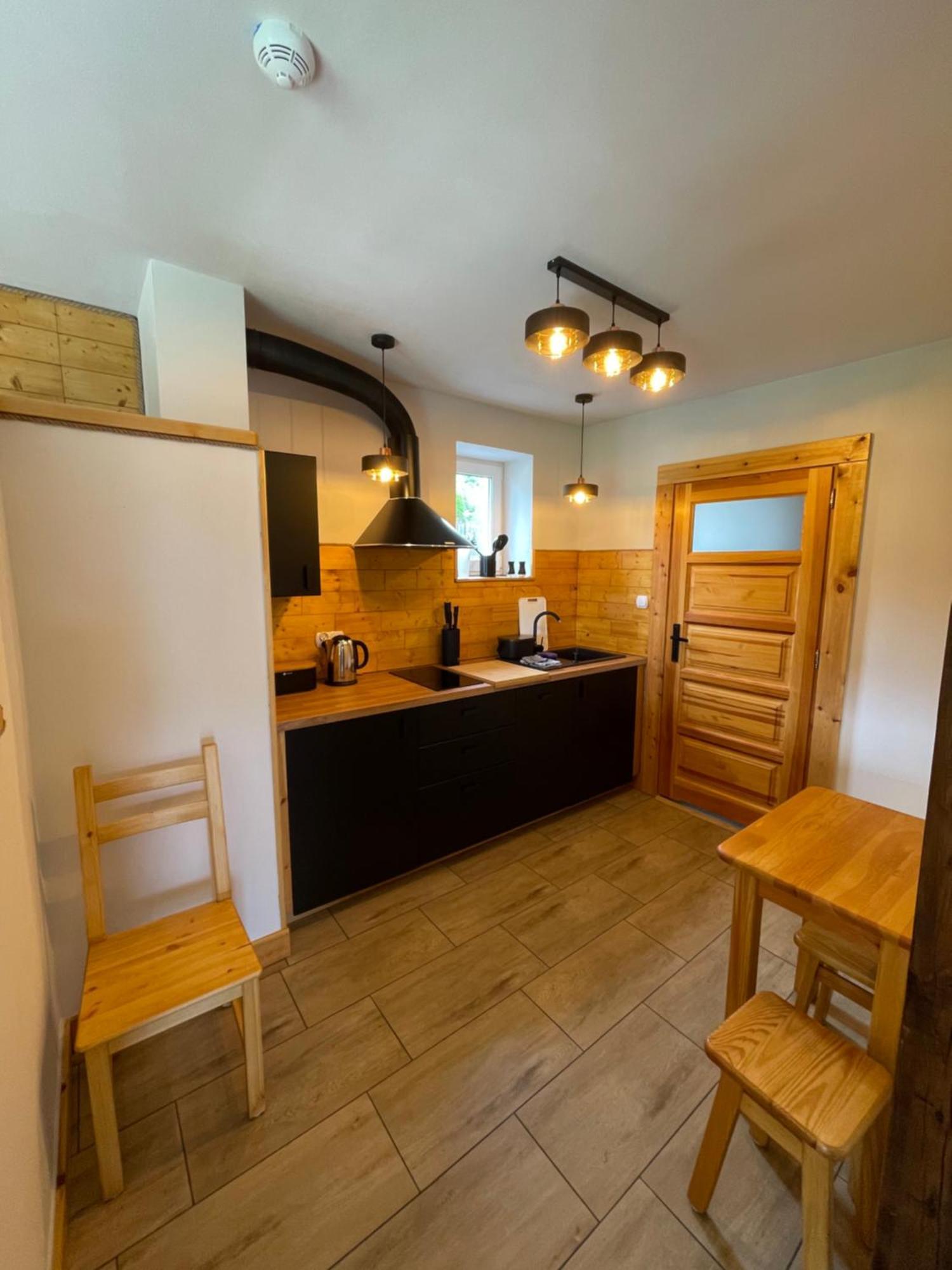 Apartamentwroznowiepl ภายนอก รูปภาพ